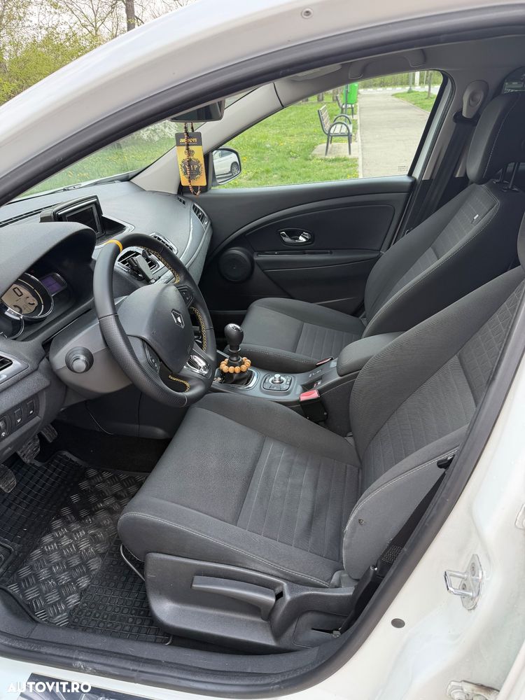 Renault Megane 1.5 dCi GT Line - 9