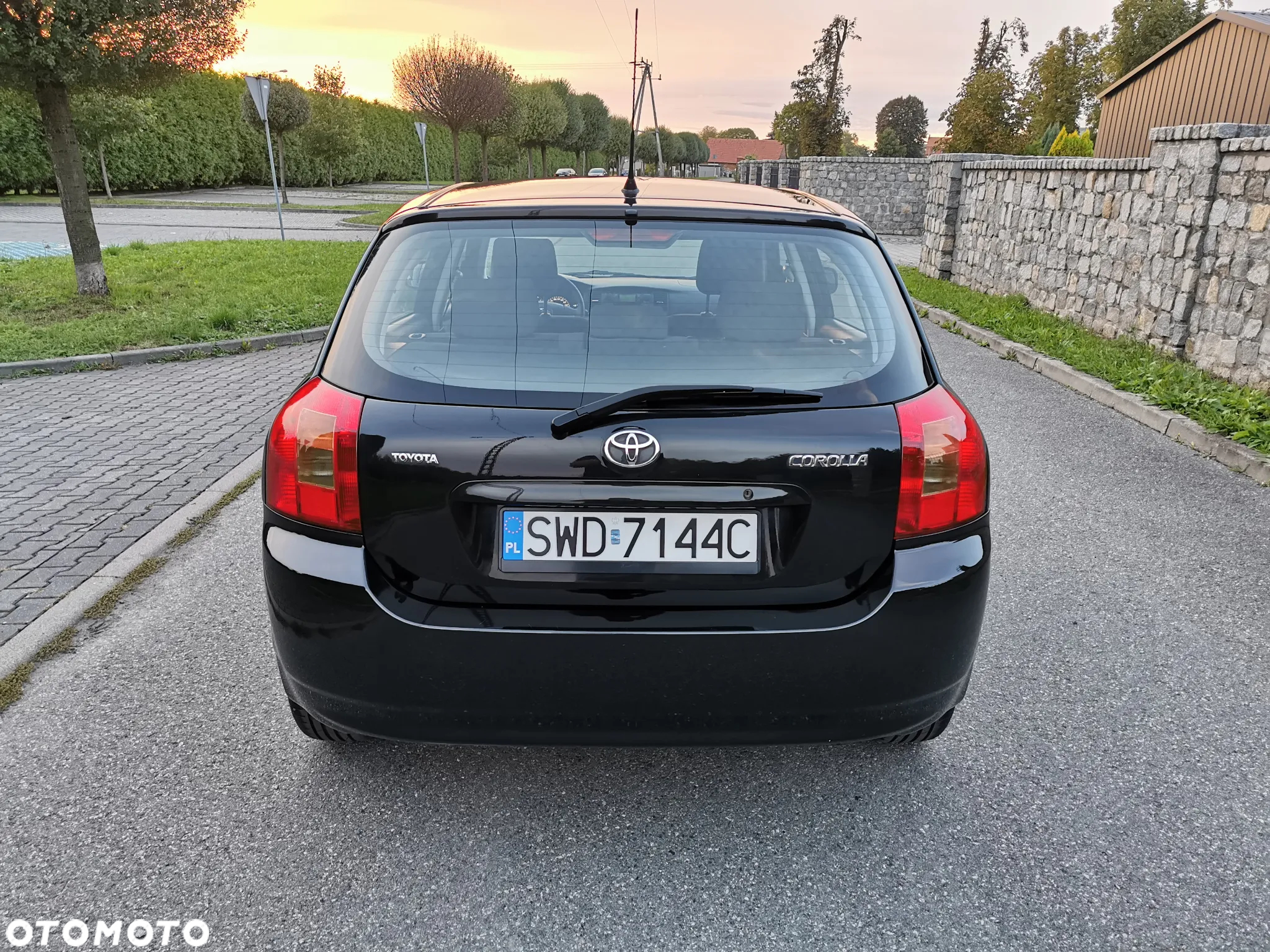Toyota Corolla 1.6 VVT-i Sol - 12