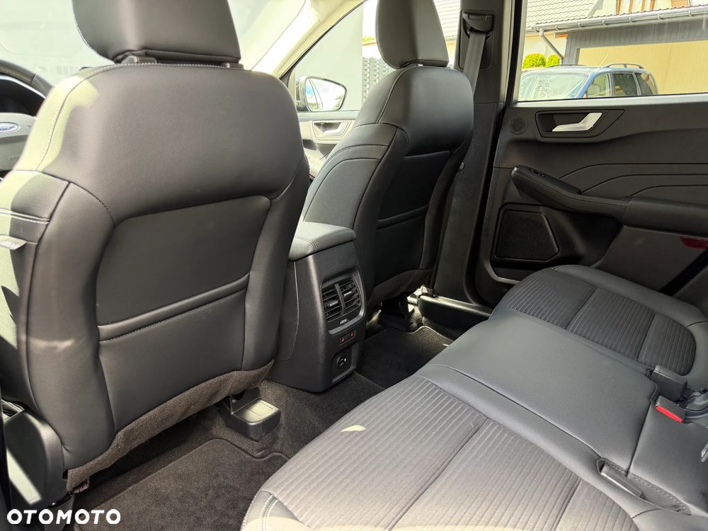 Ford Kuga 1.5 EcoBoost FWD Titanium - 27