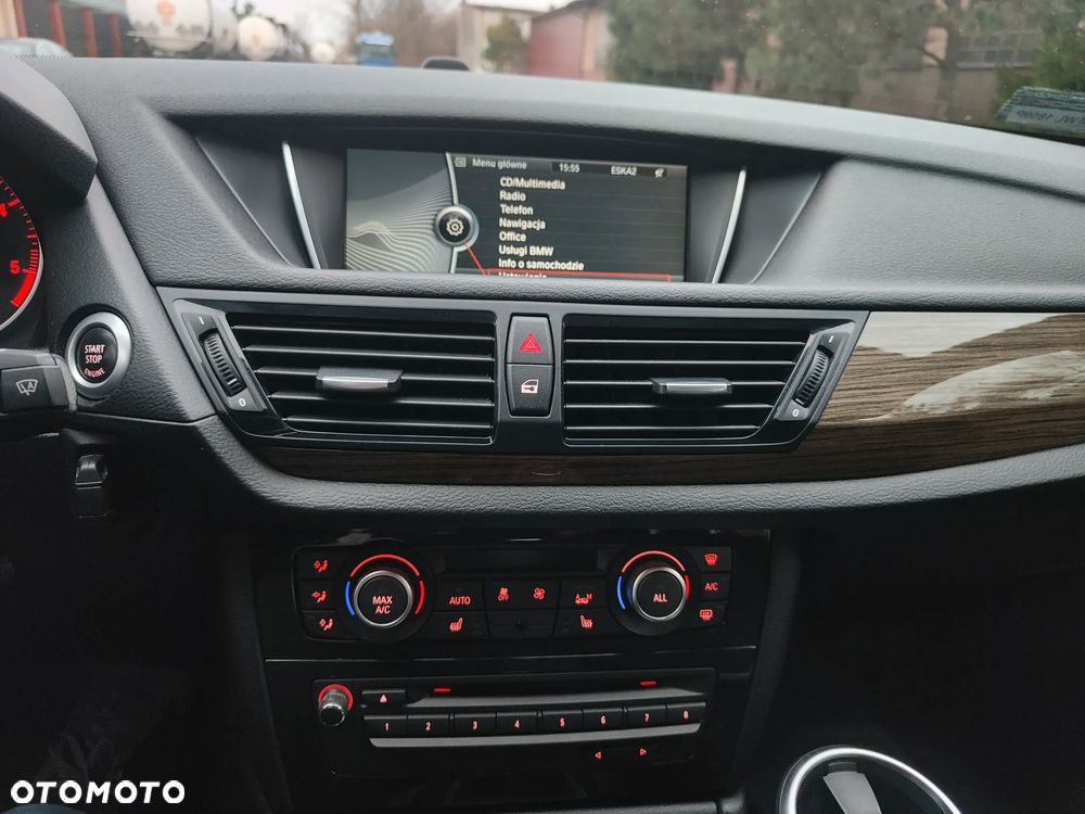 BMW X1 xDrive18d Sport Line - 25