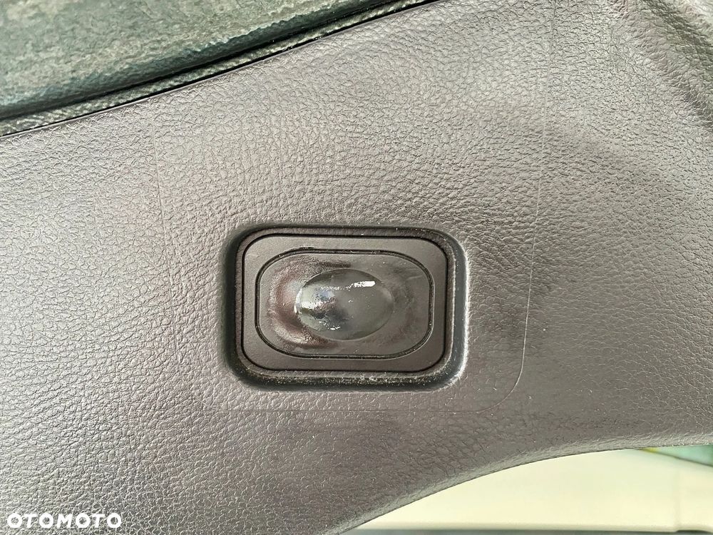 Ford Mondeo 2.0 TDCi Start-Stopp Titanium - 11