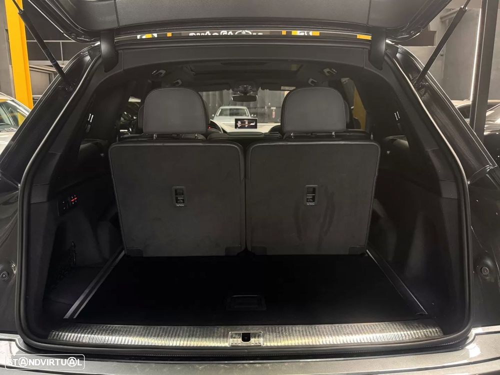 Audi Q7 3.0 TDI quattro S-line Tiptronic 7L - 28