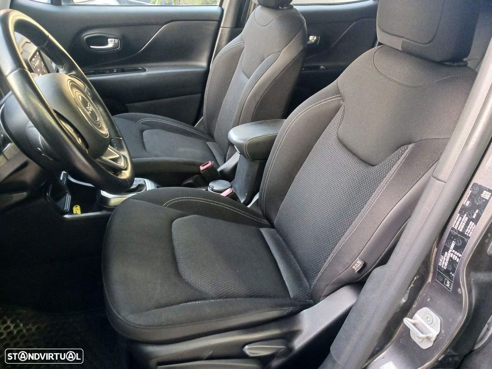 Jeep Renegade 1.6 MJD Limited - 33