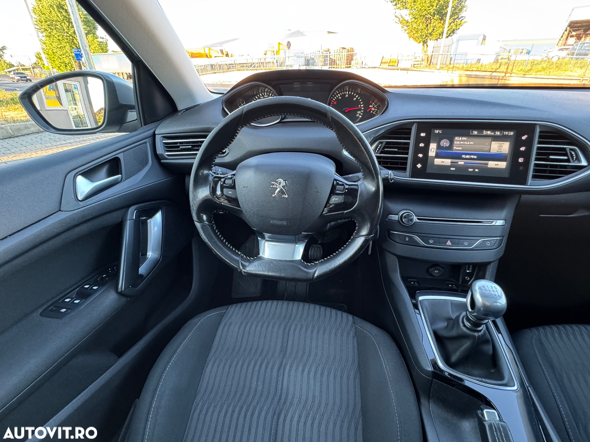 Peugeot 308 SW BlueHDi 120 Stop & Start Business-Line - 15
