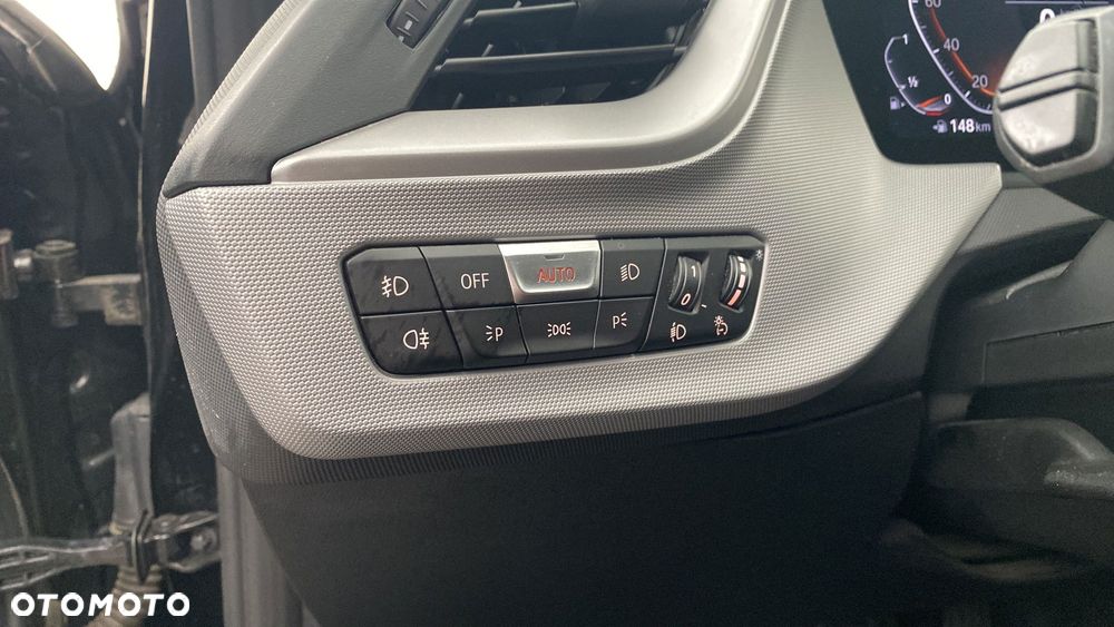 BMW Seria 1 118i Advantage - 22