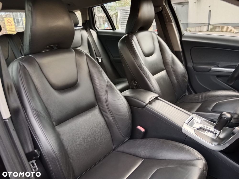 Volvo V60 - 14