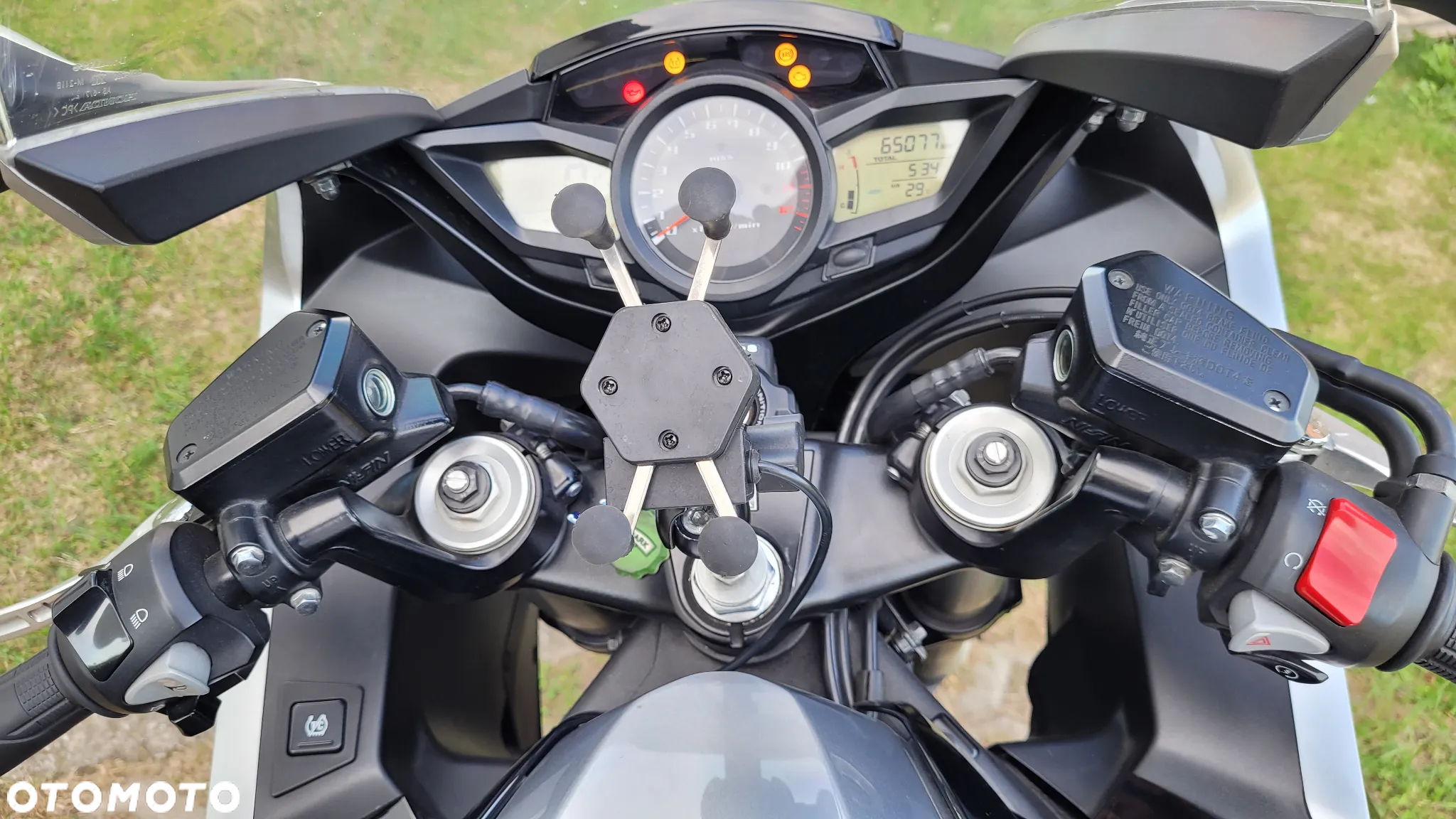 Honda VFR - 7