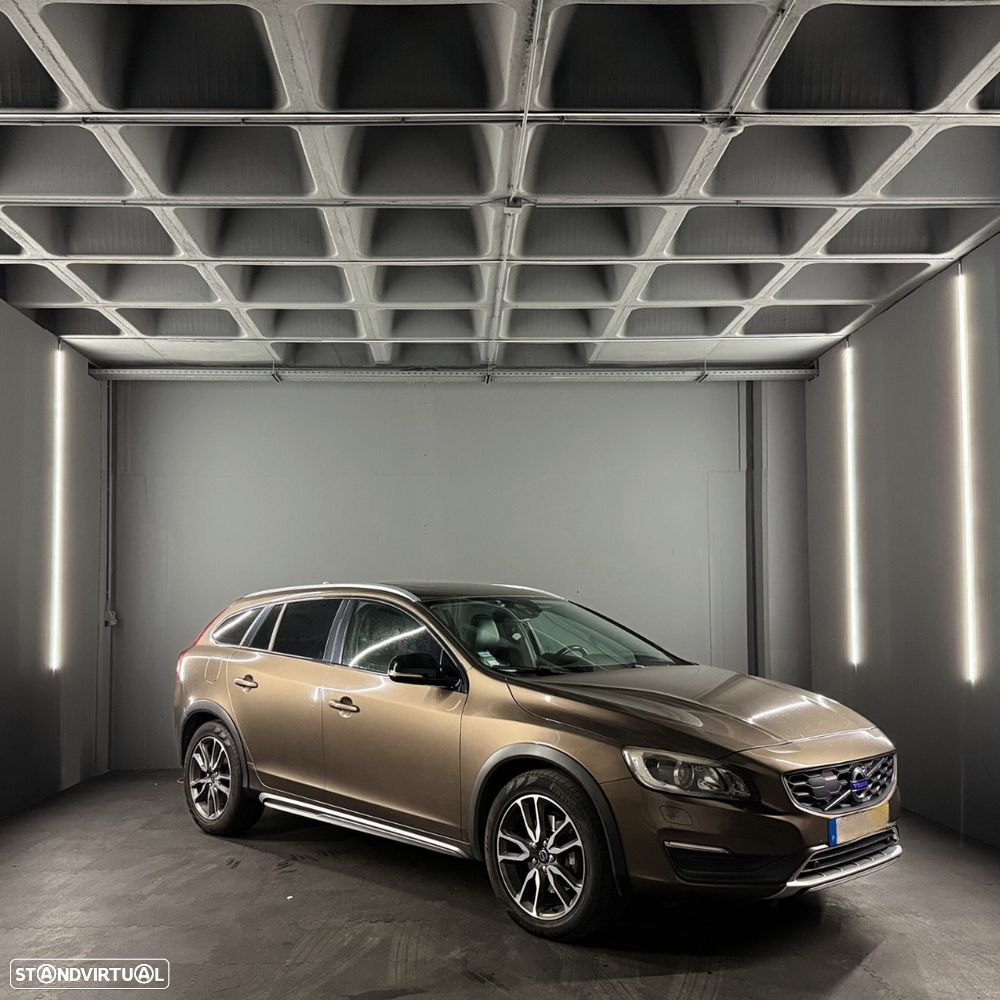 Volvo V60 Cross Country 2.0 D4 Pro Geartronic - 2