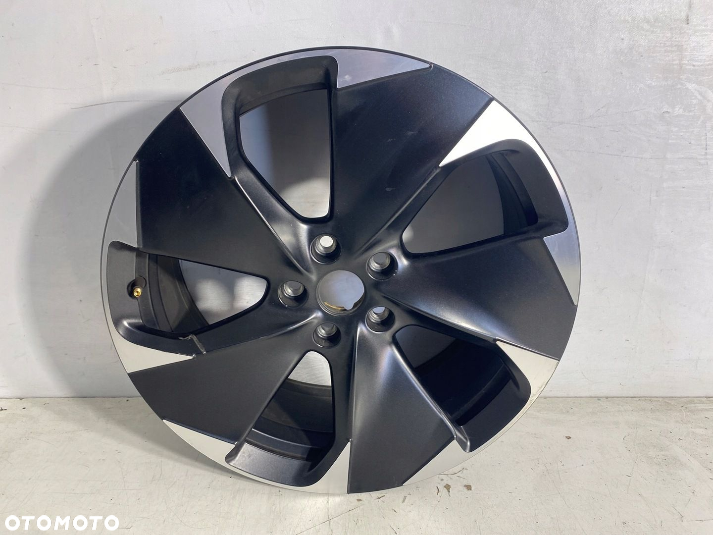 FELGA ALUMINIOWA 7,5X19 ET30 SEAT CUPRA BORN EU - 7