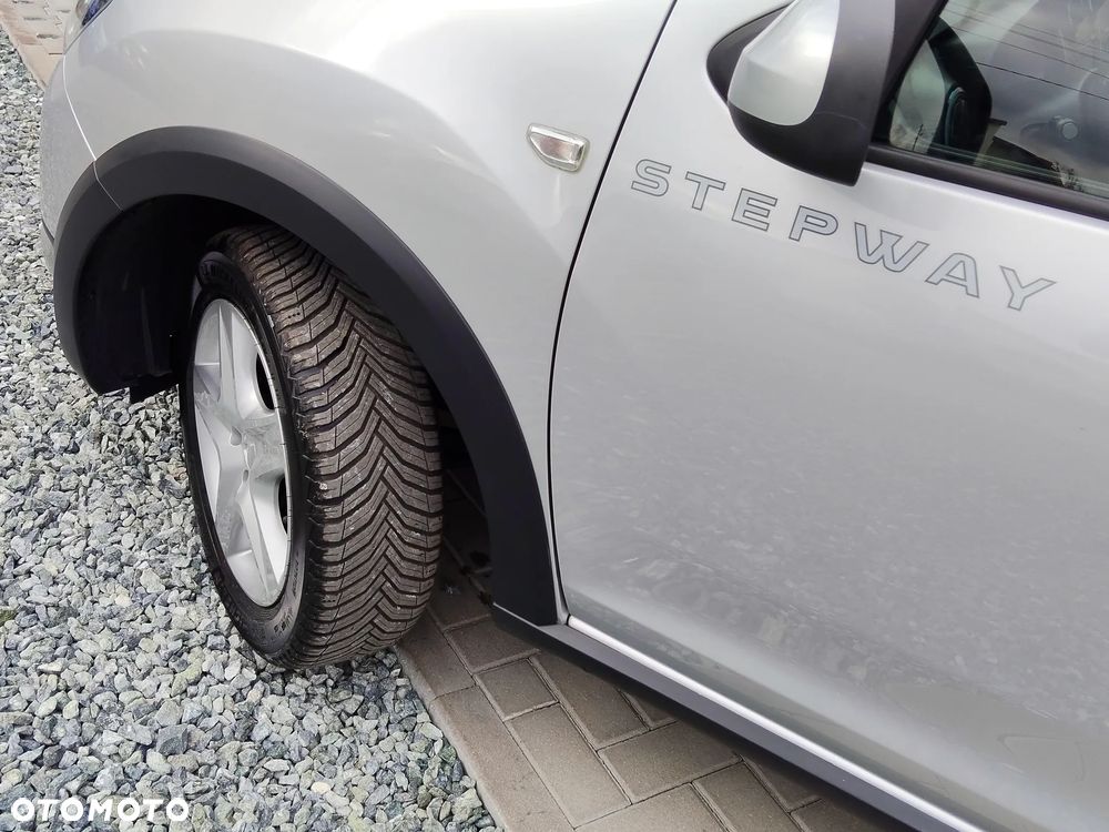 Dacia Sandero Stepway TCe 90 Prestige - 5