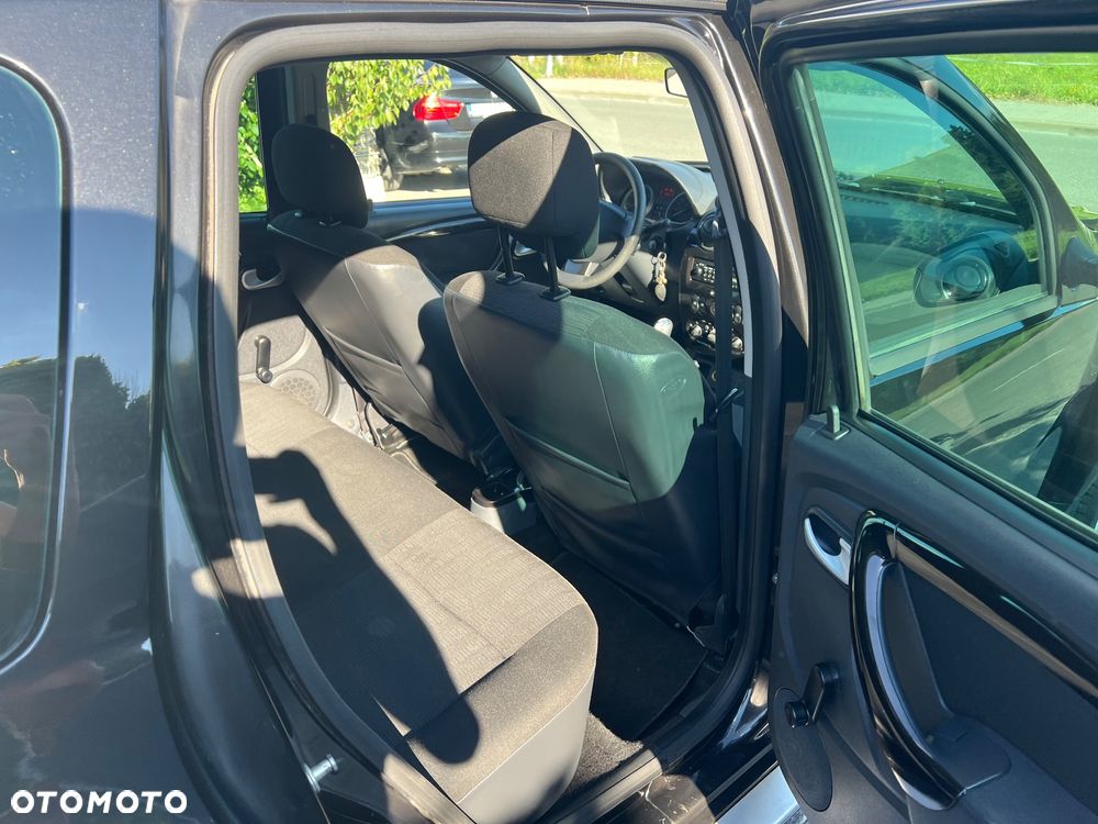 Dacia Duster 1.6 16V 4x2 Ambiance - 21