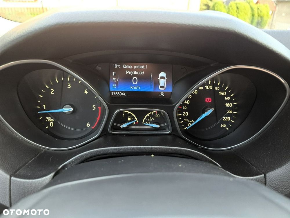 Ford Focus 1.5 EcoBlue STart-Stopp-System TITANIUM - 27