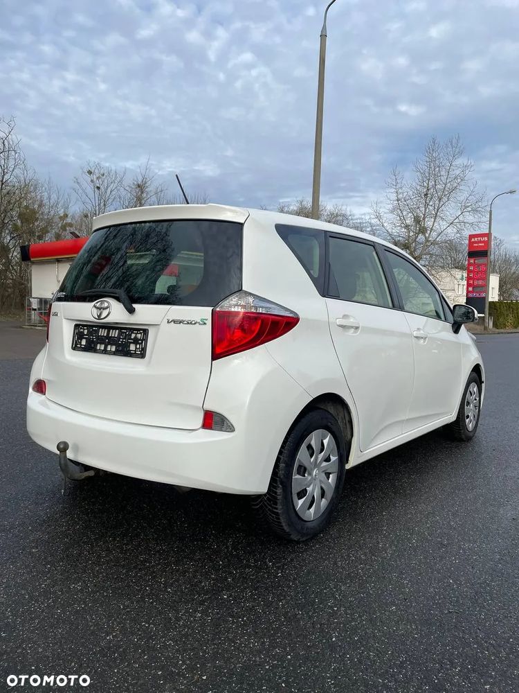 Toyota Verso S 1.4 D-4D Premium - 5
