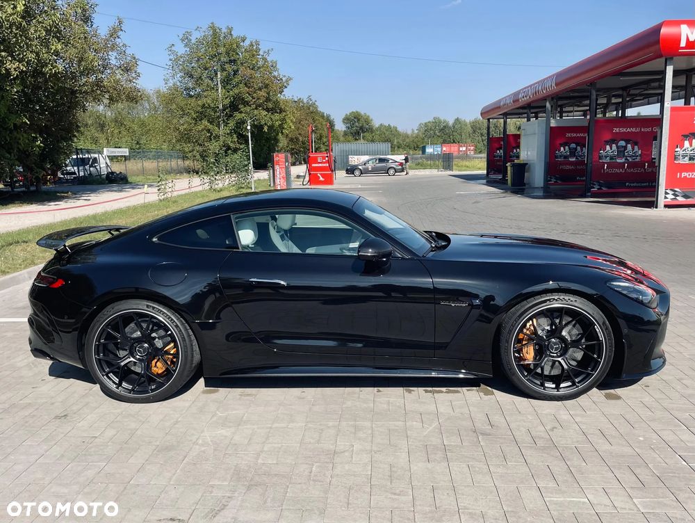 Mercedes-Benz AMG GT - 14