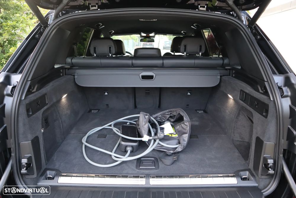 BMW X5 50 e xDrive Edição Desportiva M - 13