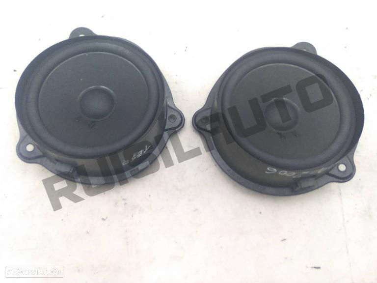 Conjunto Colunas Som A21982_00402 Mercedes Cls C219 Coupe [2004 - 3