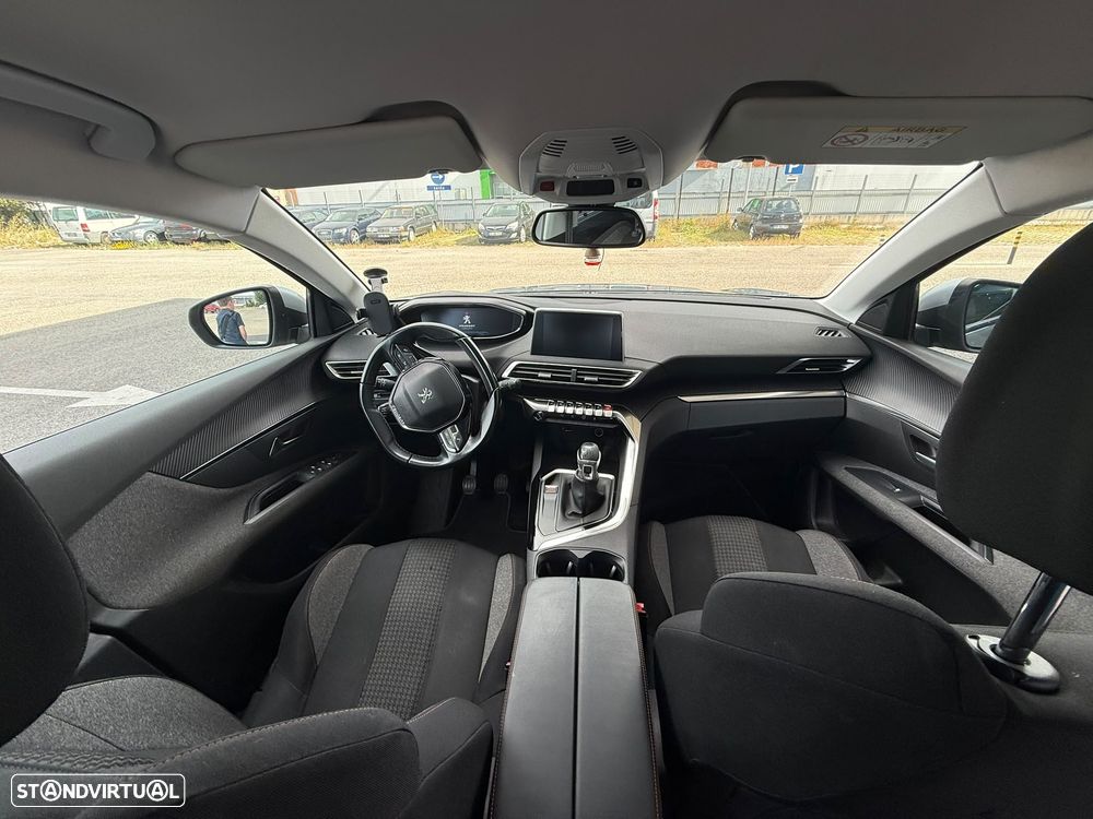 Peugeot 5008 BlueHDI 130 Active - 23