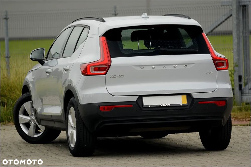 Volvo XC 40 D3 SCR Momentum - 3
