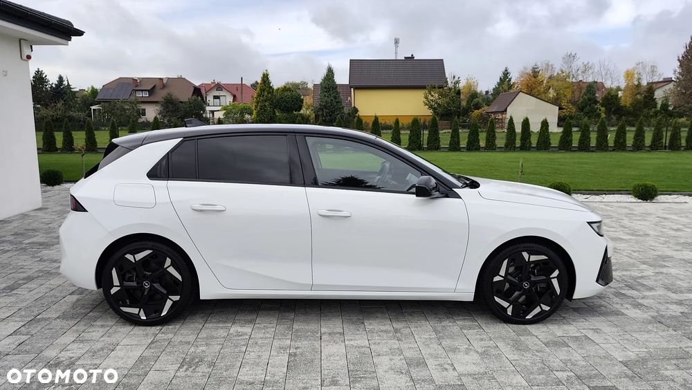 Opel Astra 1.6 T Plug-in Hybrid GSe - 9