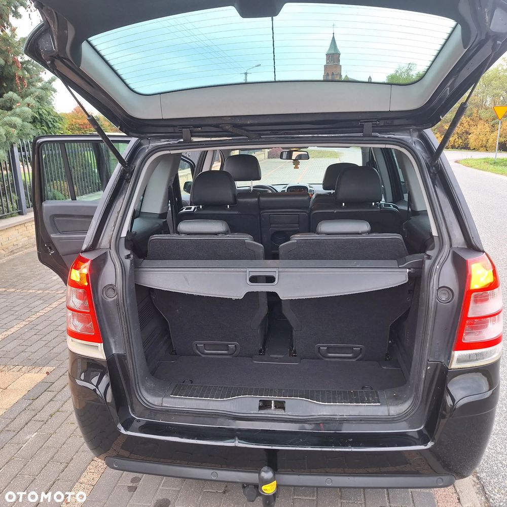 Opel Zafira - 13
