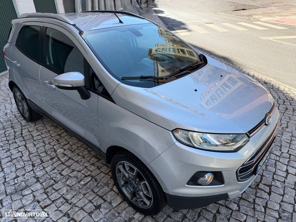 Ford EcoSport 1.0 EcoBoost Titanium - 18
