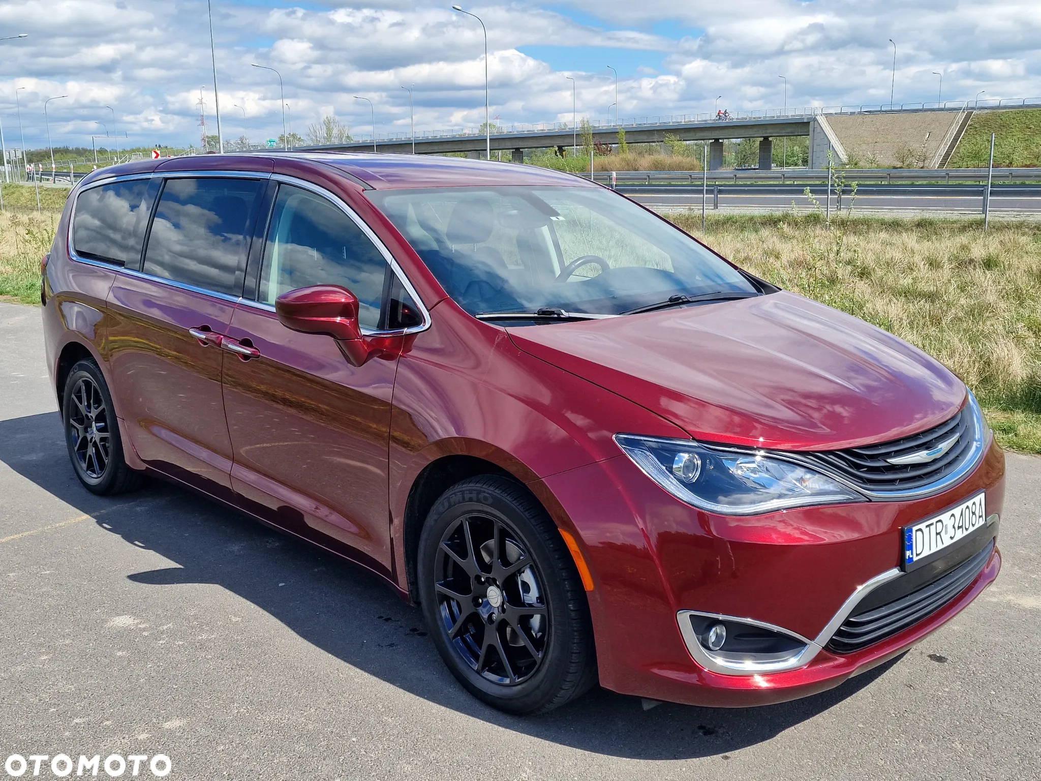 Chrysler Pacifica - 4