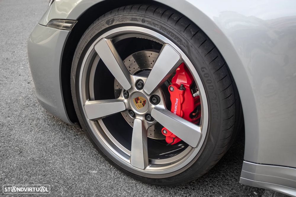 Porsche 911 (992) Carrera 4S PDK - 6