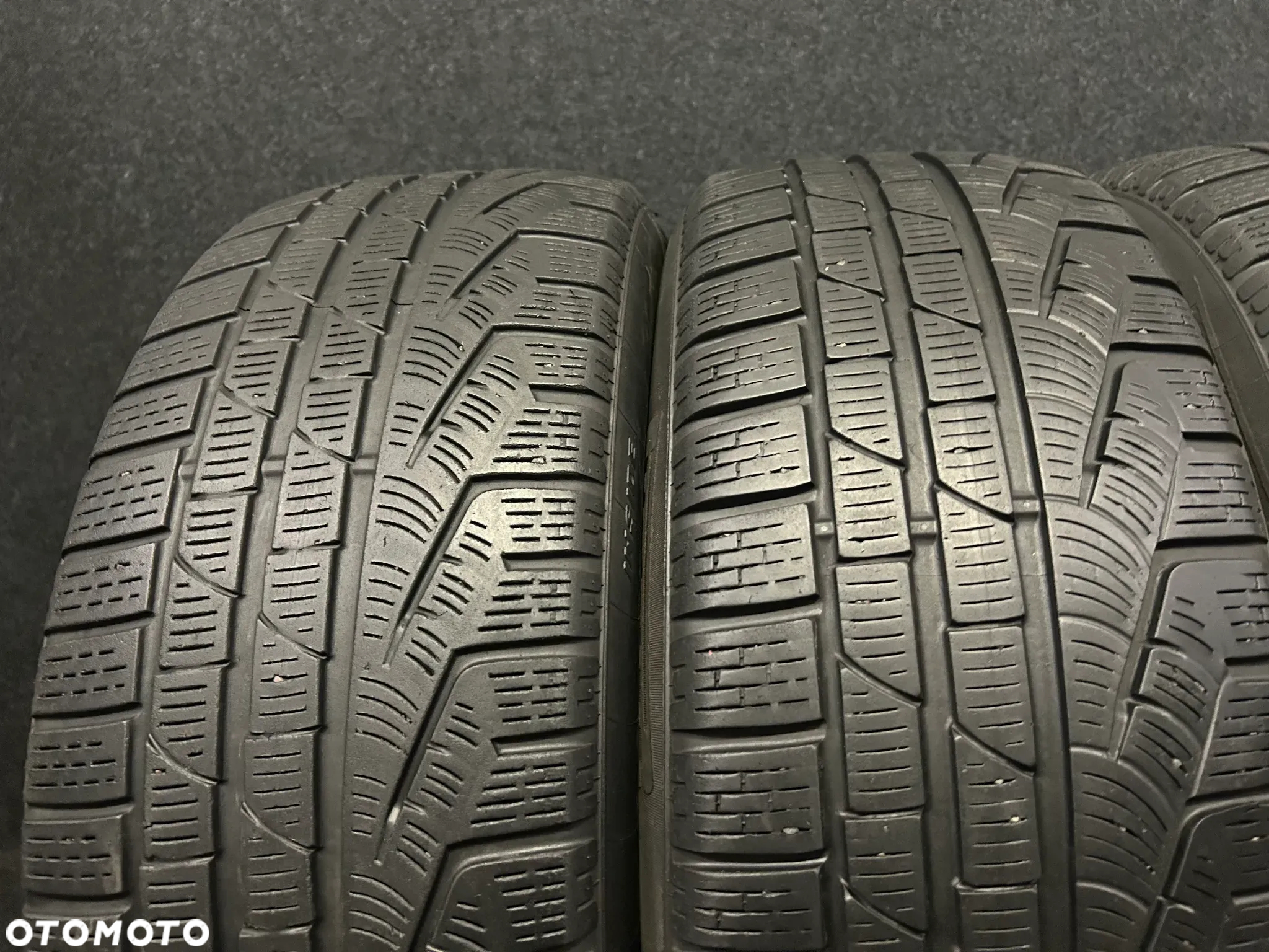 Opony Zimowe Pirelli SottoZero Winter 210 Serie II 235/55/18 104H XL 4szt. - 2