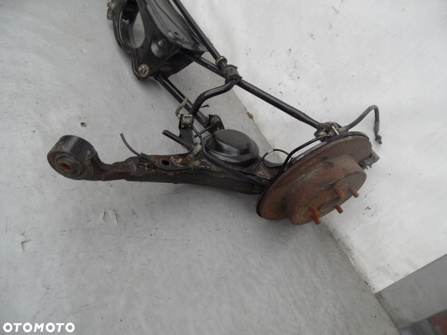 ZAWIESZENIE TYLNE WAHACZE TOYOTA RAV4 II 2WD - 3