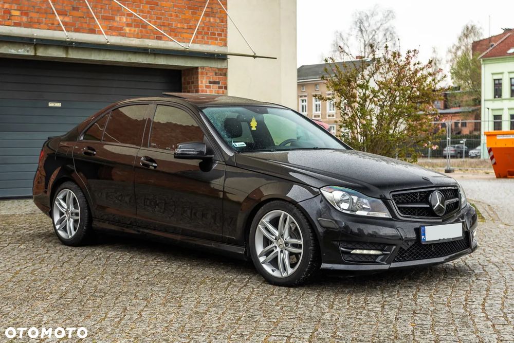 Mercedes-Benz Klasa C 300 7G-TRONIC - 1
