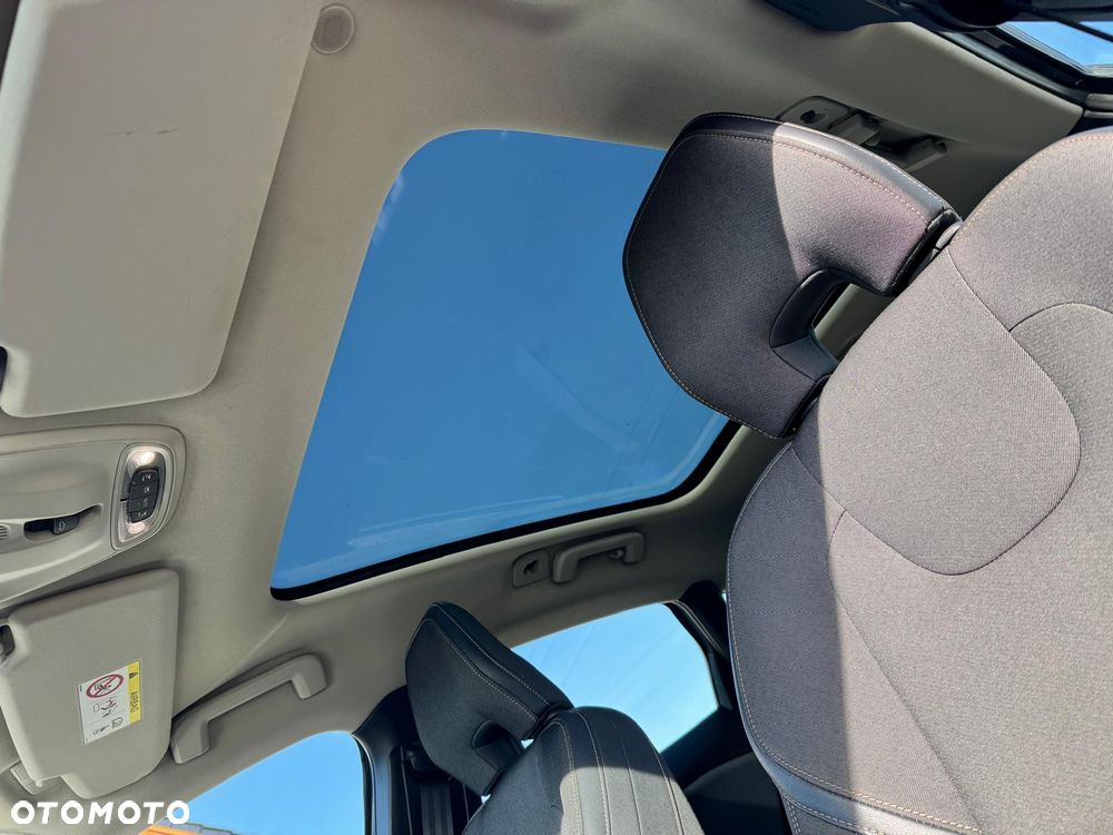 Volvo V40 Cross Country D3 Momentum - 21
