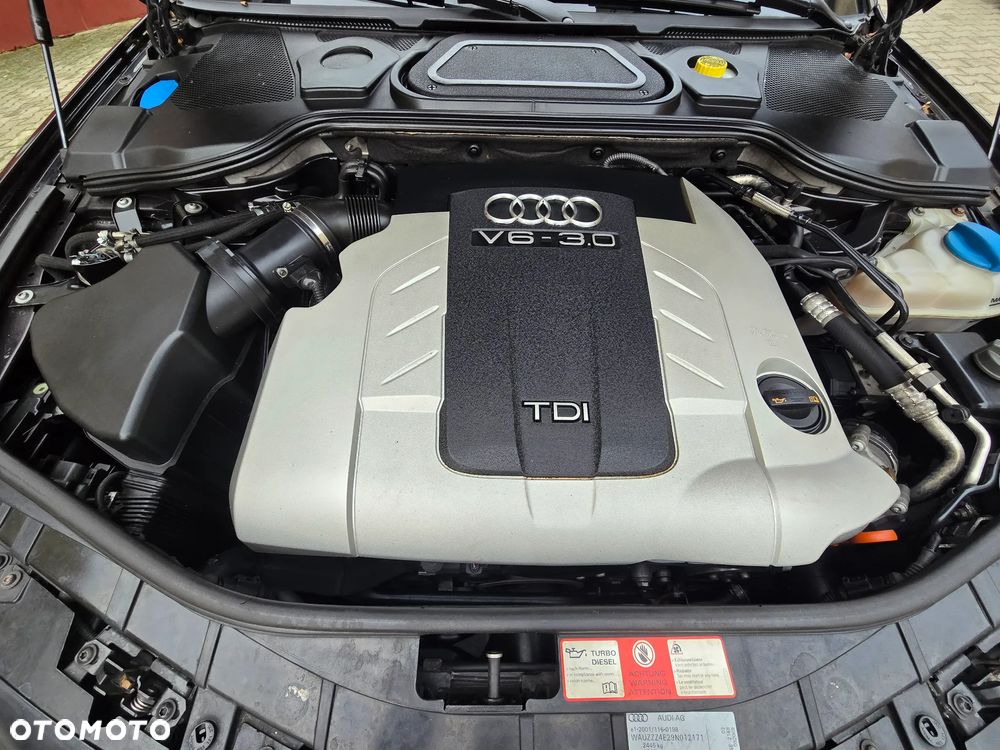 Audi A8 3.0 TDI Quattro - 25