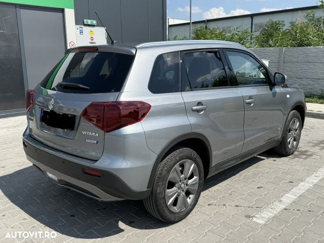 Suzuki Vitara 1.4 Boosterjet MHEV Passion - 4