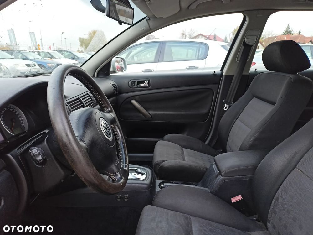 Volkswagen Passat - 7