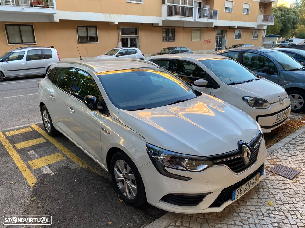 Renault Mégane Sport Tourer 1.3 TCe Intens - 2