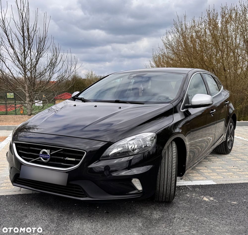 Volvo V40 D2 Drive-E R-Design Momentum - 5