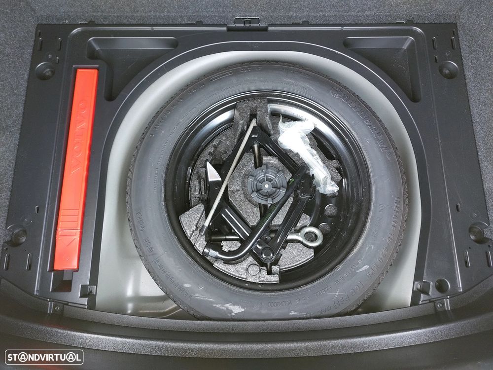 Volvo V40 2.0 D2 Kinetic Eco - 33