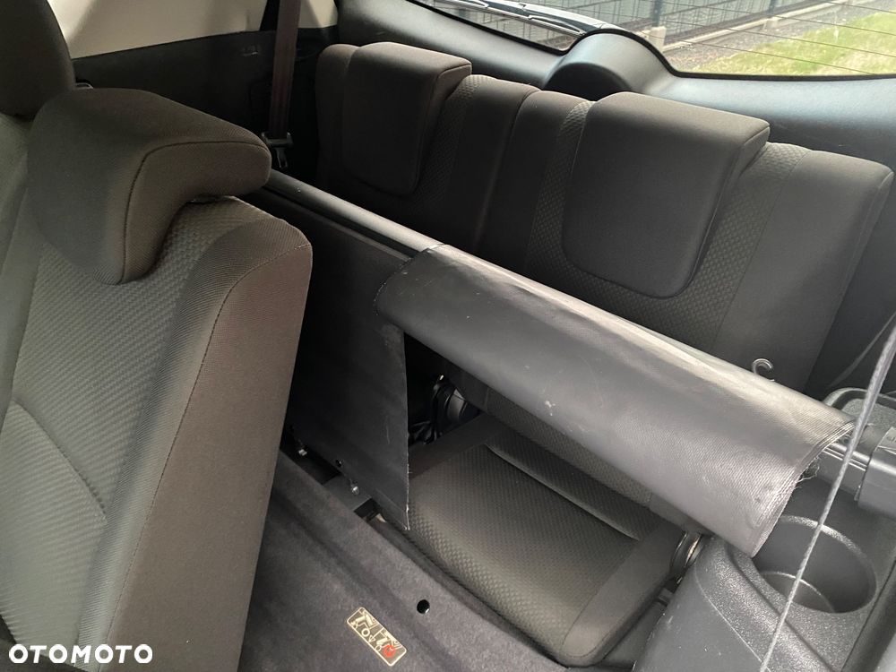 Toyota Corolla Verso 1.6 Sol - 11