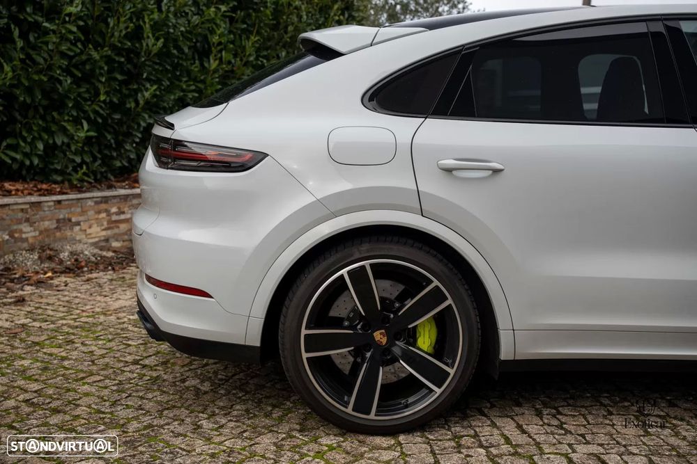 Porsche Cayenne Coupé Turbo S E-Hybrid - 39