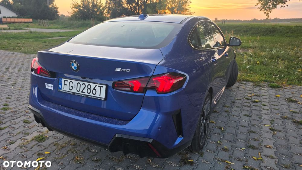 BMW Seria 2 220i mHEV - 7