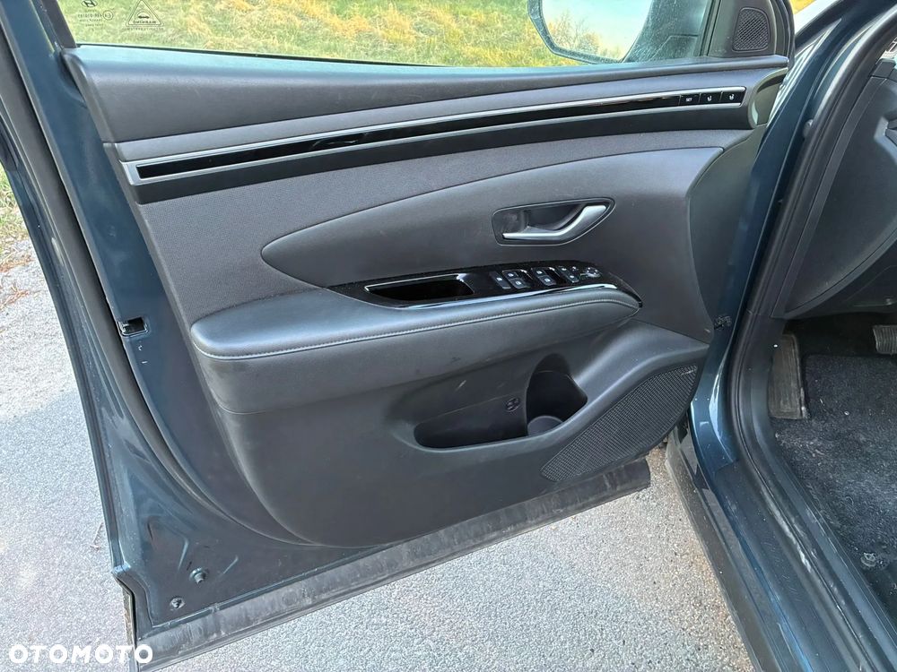 Hyundai Tucson 1.6 CRDi 48V-Hybrid 4WD DCT Prime - 12