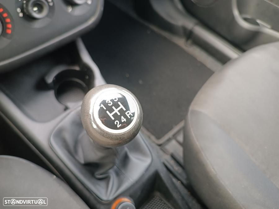 Fiat Punto 1.3 M-Jet Easy S&S - 7
