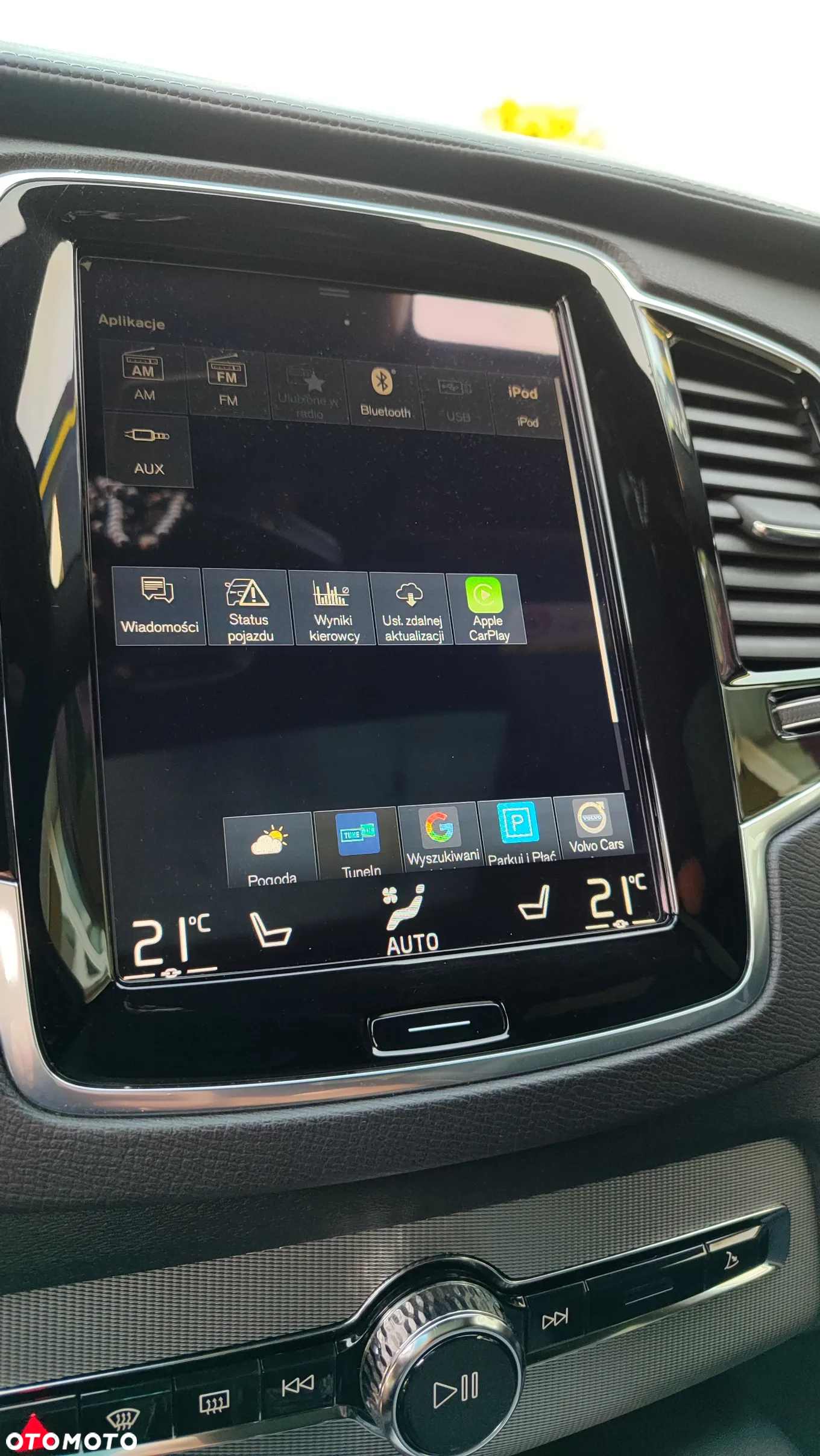 Volvo XC 90 D5 AWD R-Design 7os - 16