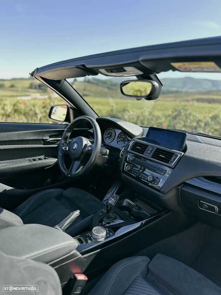 BMW 220 d Cabrio Pack M Auto - 22