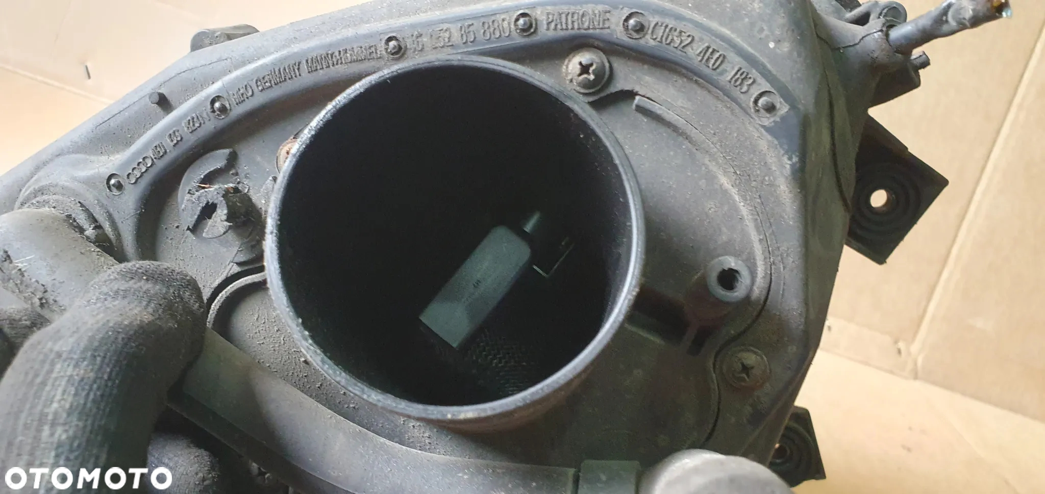 Obudowa filtra powietrza Audi A8 D3 4.2 TDI 4E0133823N - 7