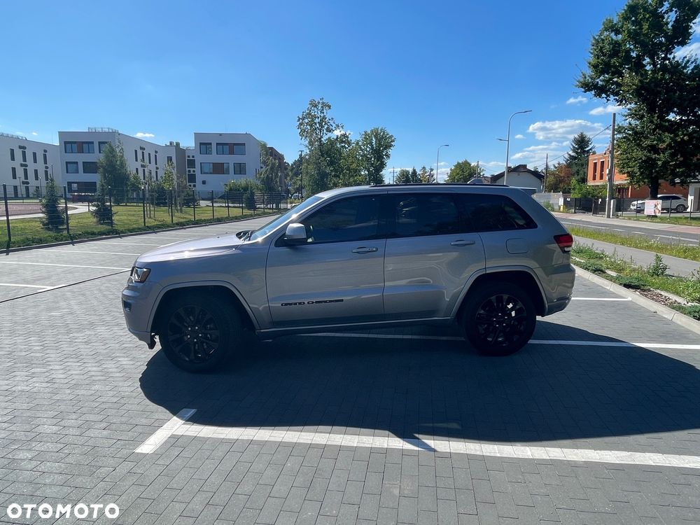 Jeep Grand Cherokee - 6