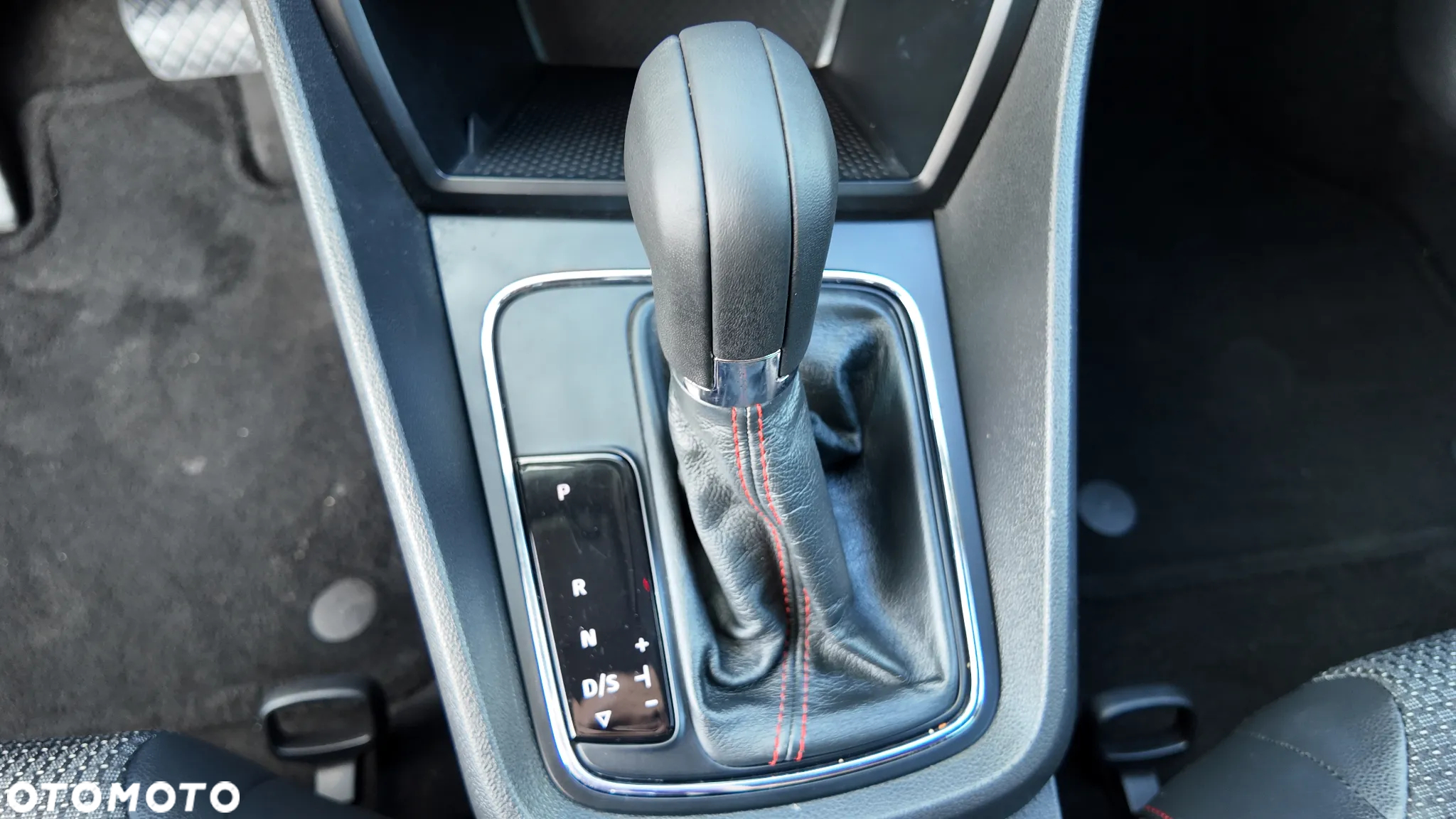 Seat Leon ST 2.0 TDI DPF DSG FR - 30
