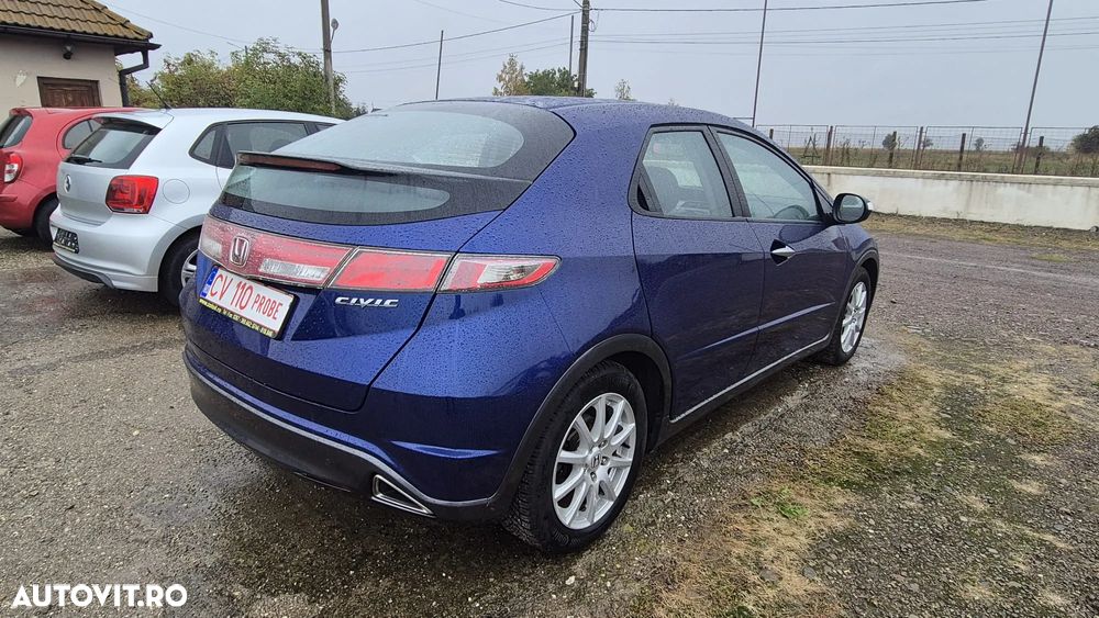 Honda Civic 1.4 i-VTEC Comfort - 4