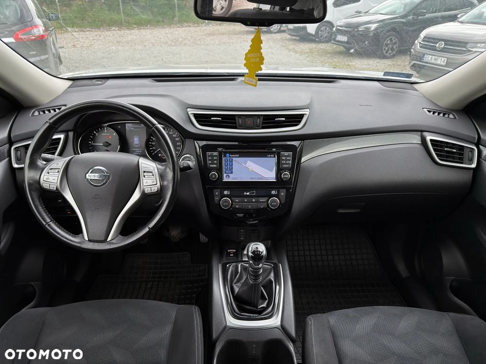 Nissan X-Trail 1.6 DCi ALL-MODE 4x4i Tekna - 22