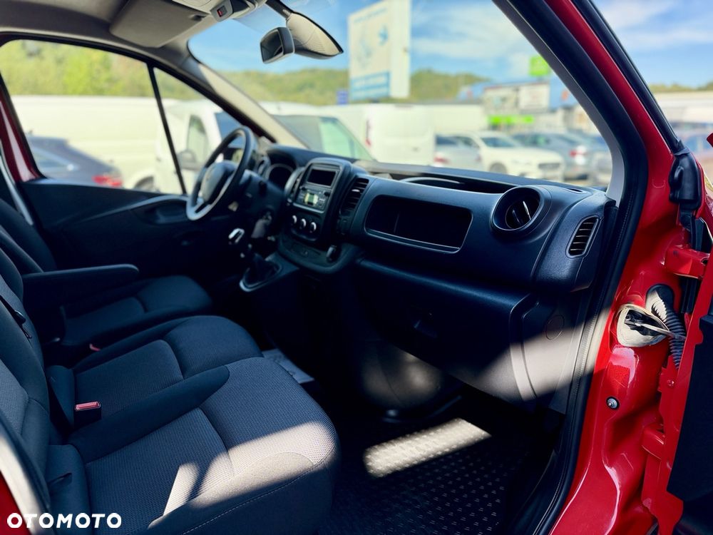 Renault Trafic - 12